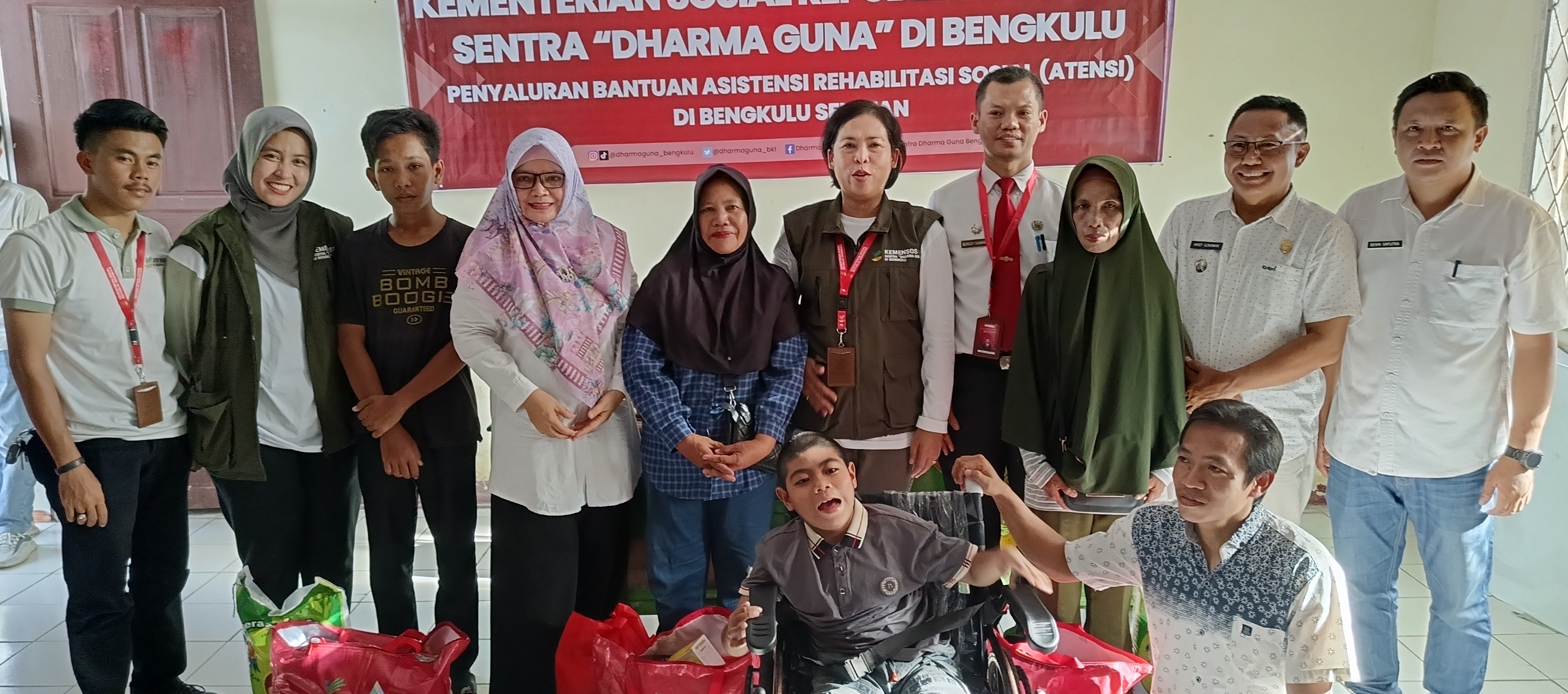 123 Orang Warga Bengkulu Selatan Dapat Saluran Bantuan dari Sentra Dharma Guna Bengkulu  