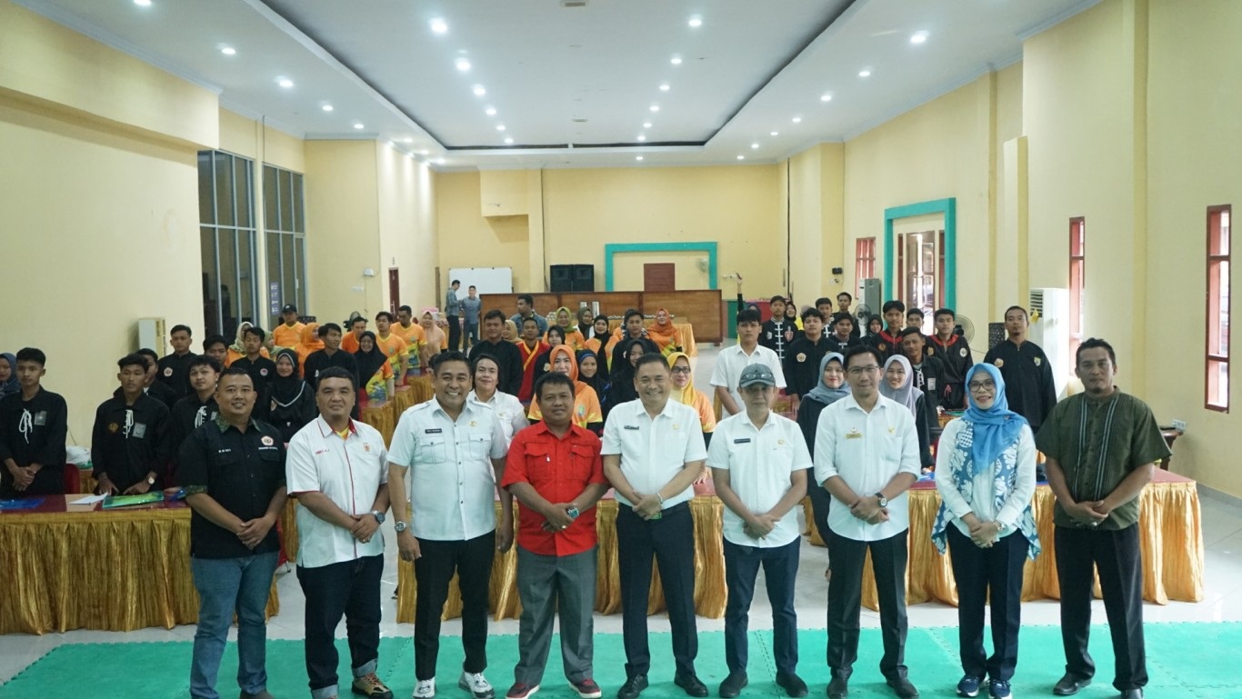 Tingkatkan Prestasi, Dinas Pemuda dan Olahraga  Benteng Gelar Penataran dan TOT Pencak Silat 