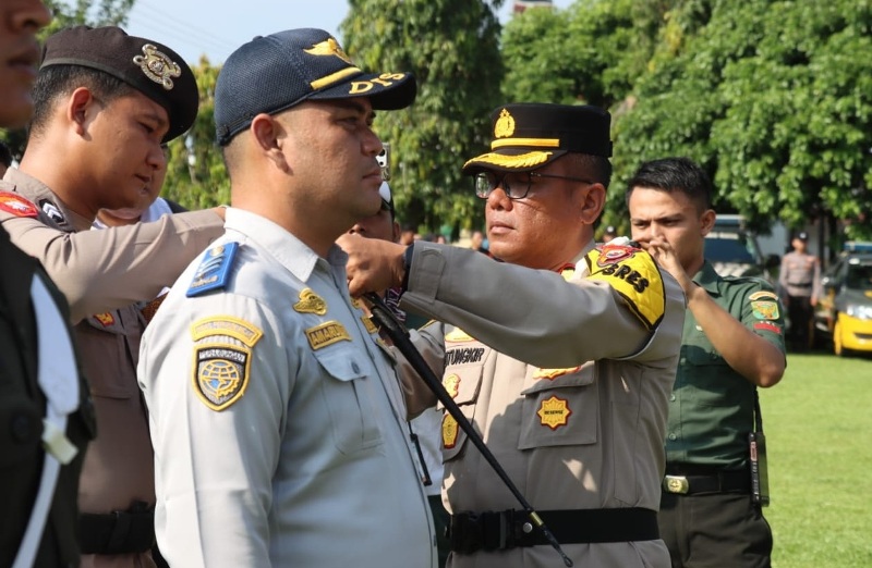 Sampaikan Amanat Kapolri, Kapolres Bengkulu Selatan Pimpin Apel  Gelar Pasukan Operasi Ketupat Tahun 2024