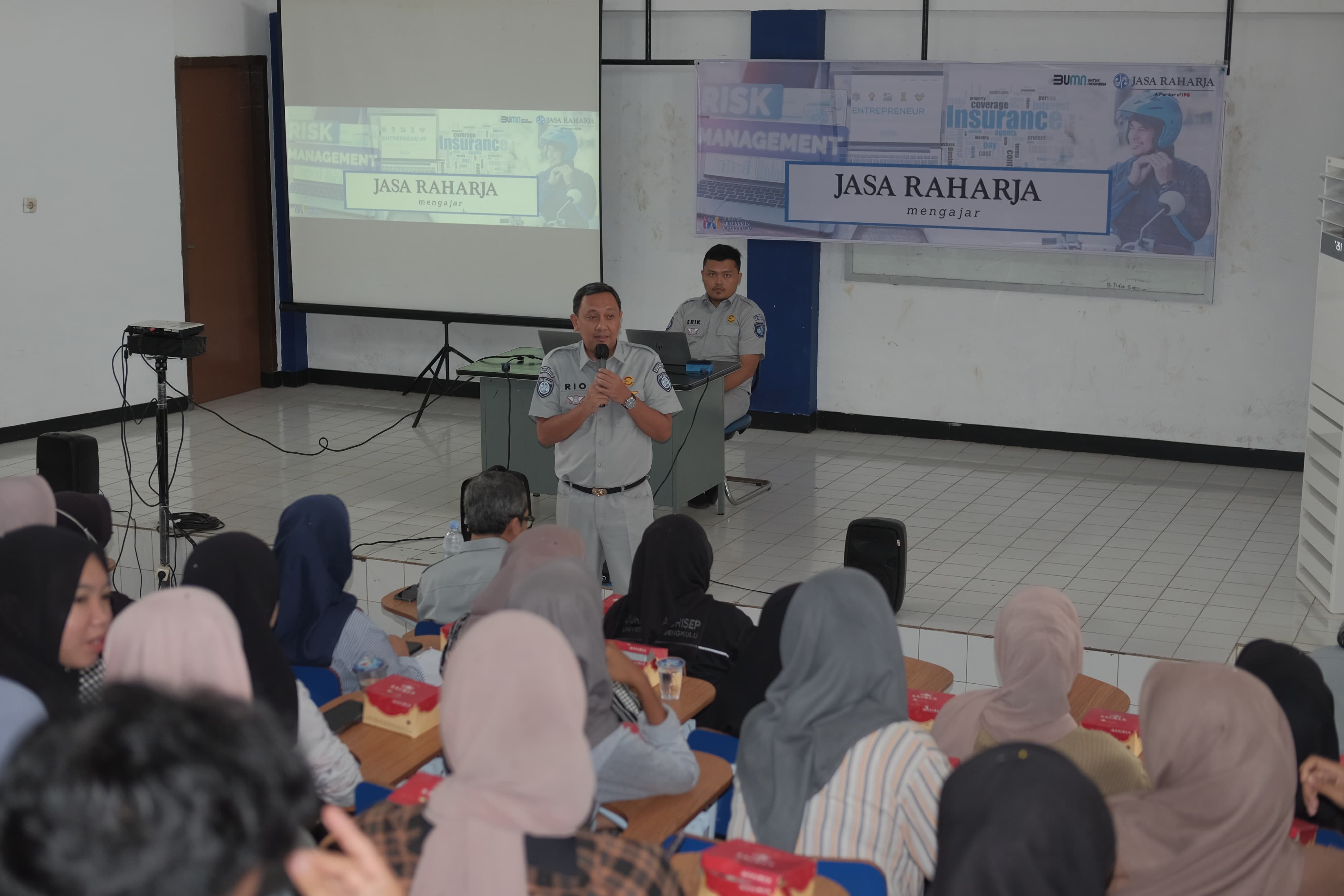 Jasa Raharja Cabang Bengkulu Mengajar Tentang Manajemen Risiko dan Kewirausahaan di Fakultas Pertanian Unib