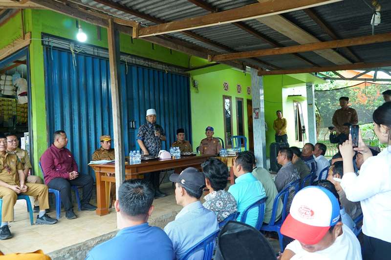 Warga Mulai Bangkit dari Puing-Puing, Gubernur dan Walikota Turun Tangan