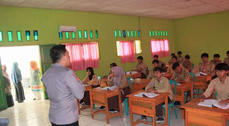 Ini Pesan Kapolres Kaur Saat Mengajar di SMA Muhammadiyah