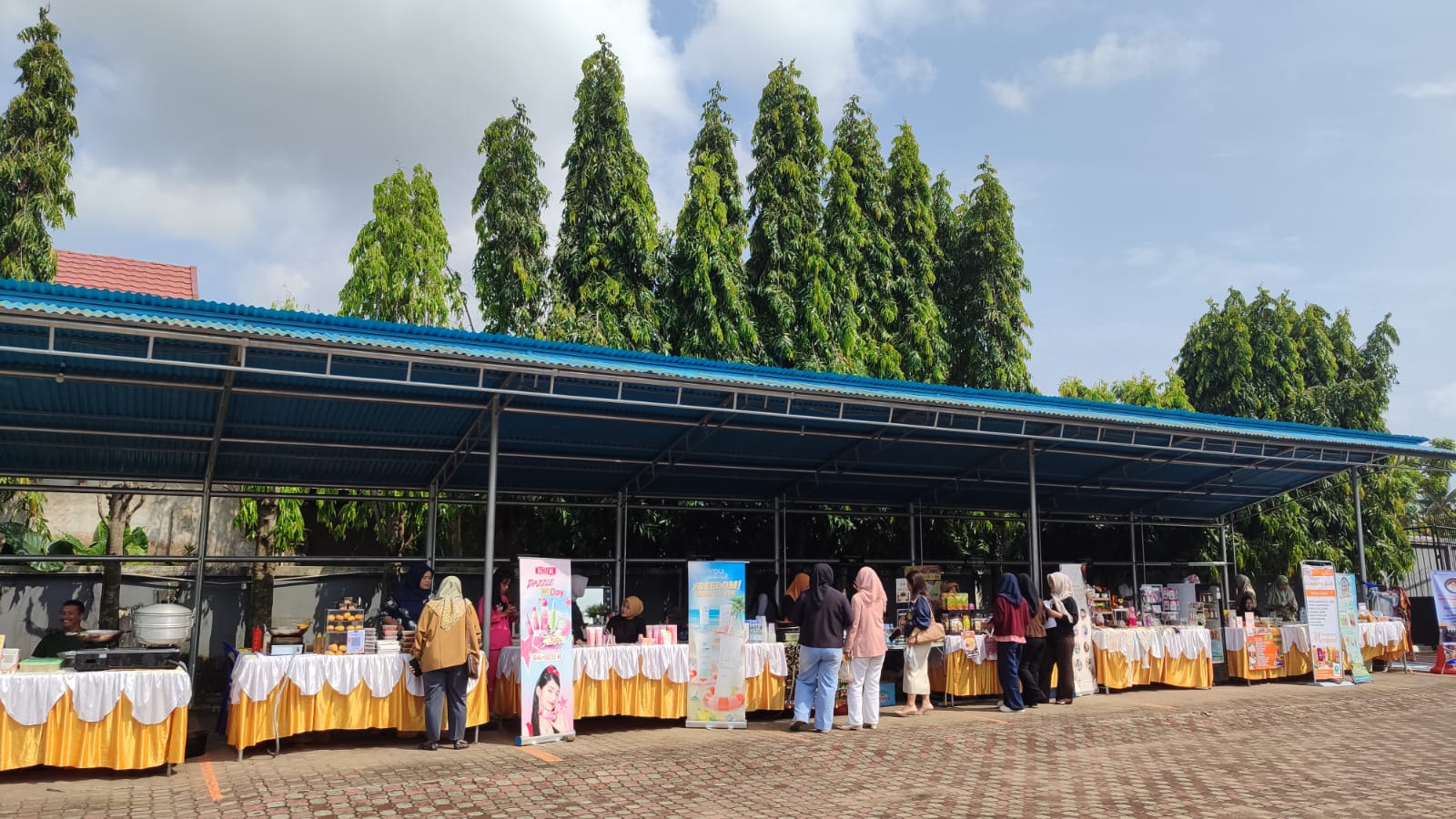 Djp Bengkulu Gelar Bazar Produk Unggulan UMKM Bengkulu Peringati HORI ke 80