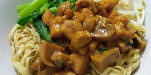 Bakmi Semin Mbah Bejo: Kuliner Tradisional Asal Desa Purworejo