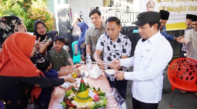 Jalan di Perumahan Graha Anitakira Selesai Diaspal, Warga Betungan Gelar Syukuran