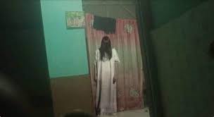 Makhluk Penunggu Ruang Tamu