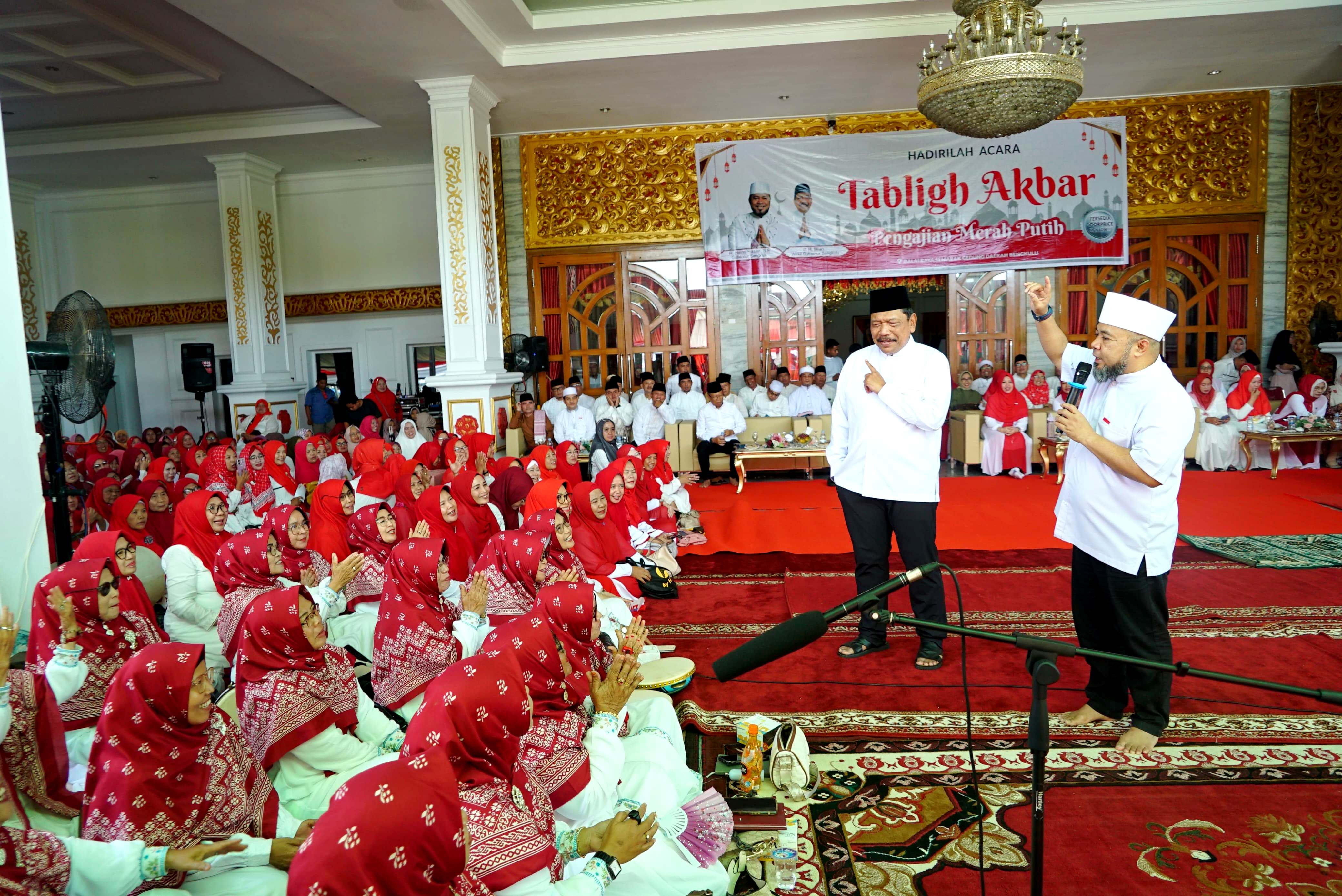 Gubernur Helmi Hasan Gelorakan Semangat Dakwah Lewat Tabligh Akbar Merah Putih