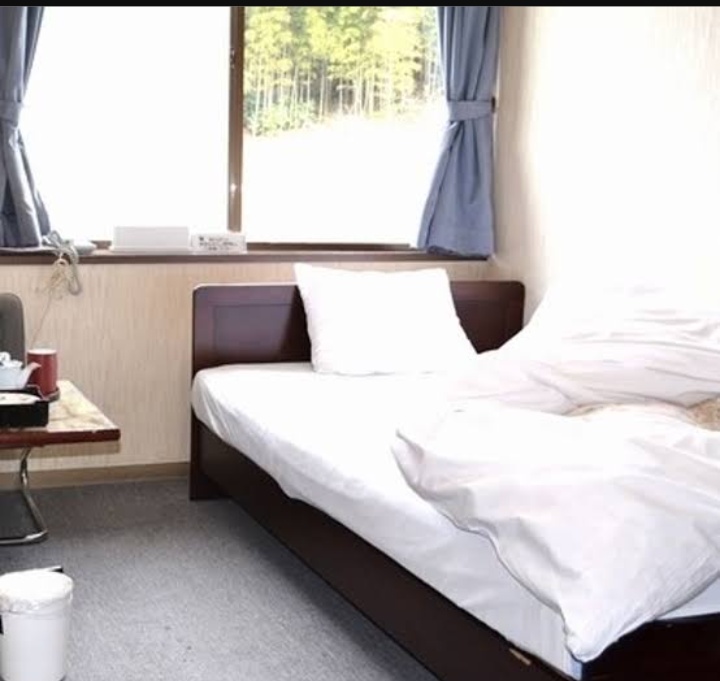 Berani Siaran Langsung Saat Menginap di Hotel Jepang? Cukup Bayar Rp 15 Ribu