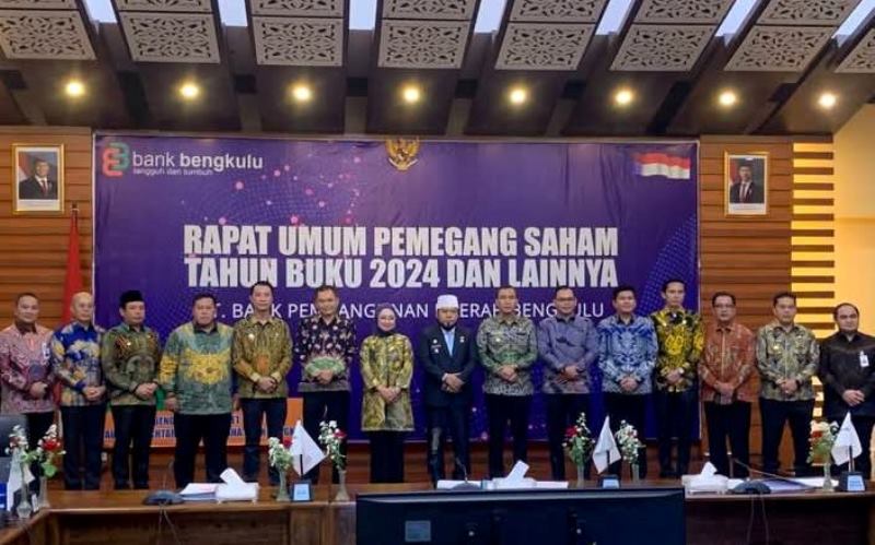 Bupati Arie Septia Adinata Hadiri RUPS Bank Bengkulu