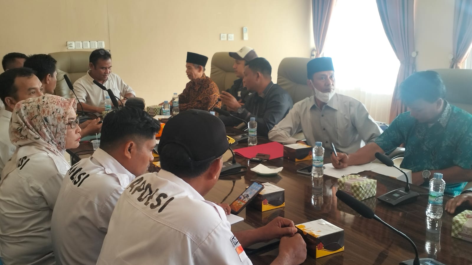 Sikapi Audit Inspektorat Banyak Temuan, APDESI Temui Komisi 1 DPRD Mukomuko