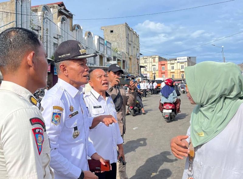 Saat Penertiban di Pasar Panorama, Pedagang Mengaku Diusir dari Lapaknya