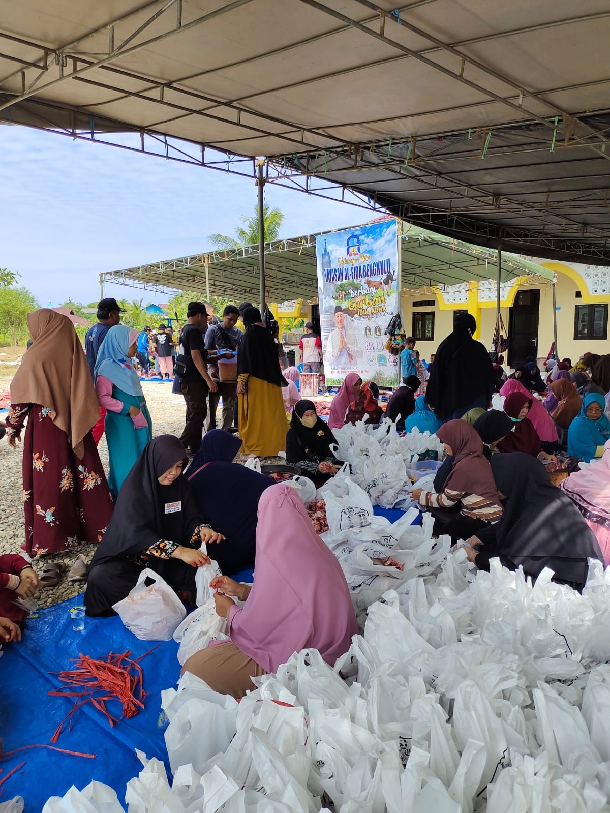 PKS Bengkulu Sebarkan Puluhan Ribu Paket Kurban 