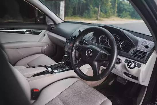 Jurus Ampuh Bikin Interior Mobil Bekas Jadi Fresh Lagi