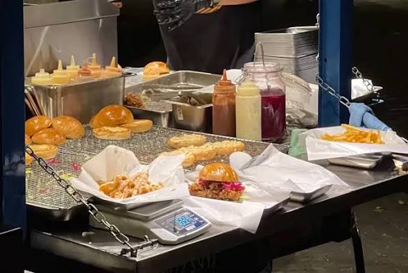 5 Tempat Kuliner Malam di Jogja yang Menarik Dikujungi