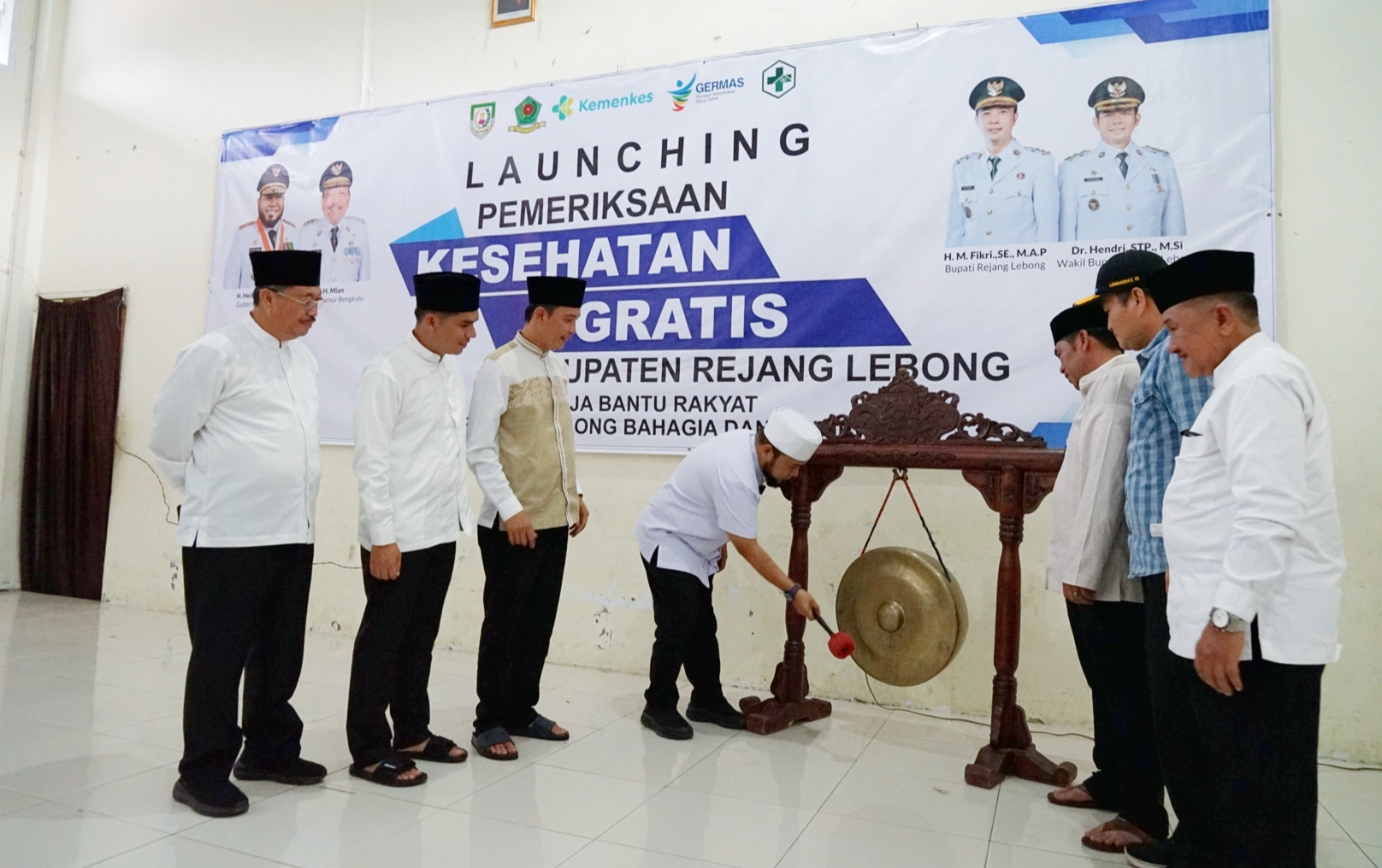 Warga Antusias, Gubernur Bengkulu Luncurkan Pemeriksaan Kesehatan Gratis di Rejang Lebong