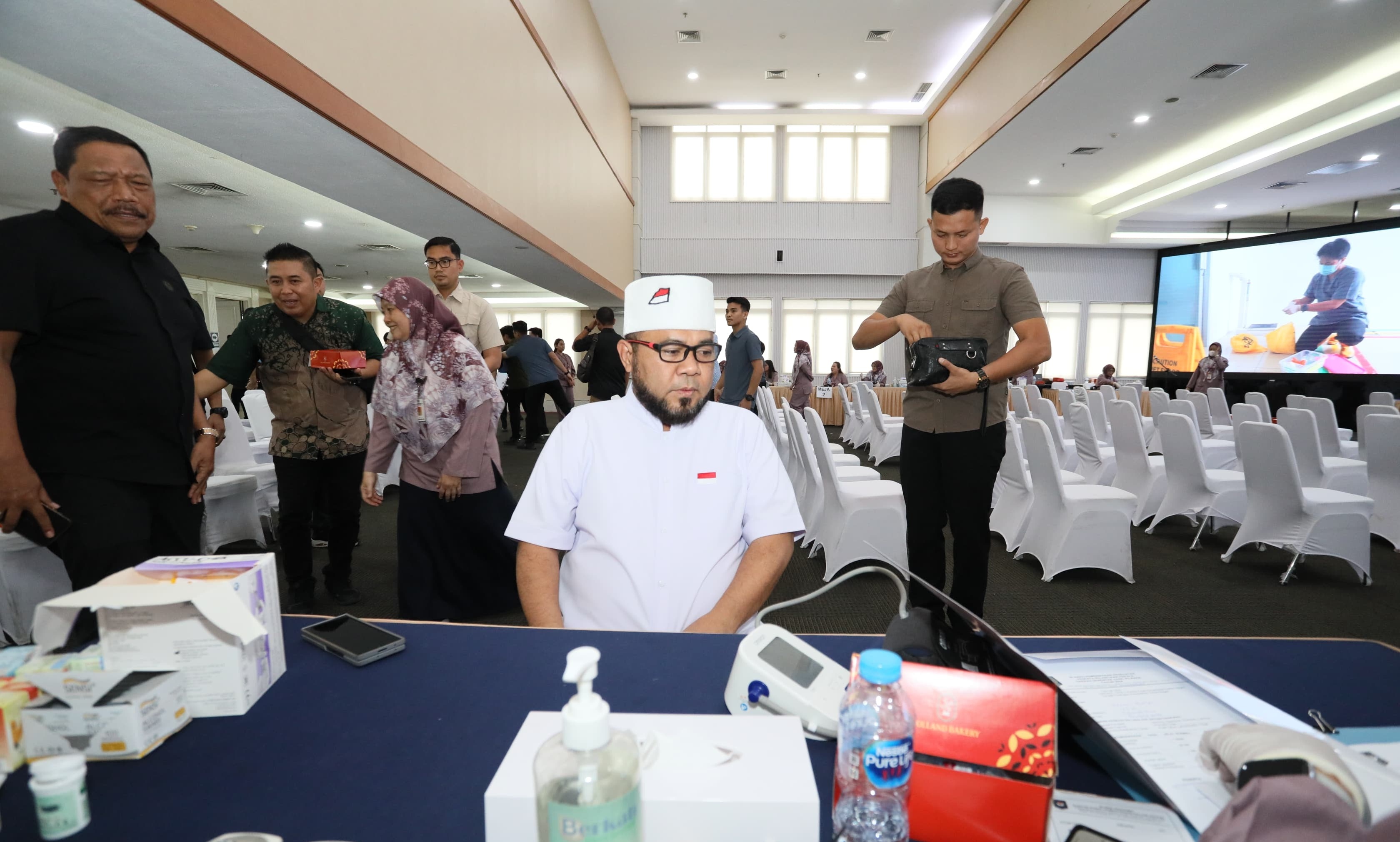 Hasil Tes Kesehatan Gubernur dan Wakil Gubernur Bengkulu Helmi Hasan dan Mian