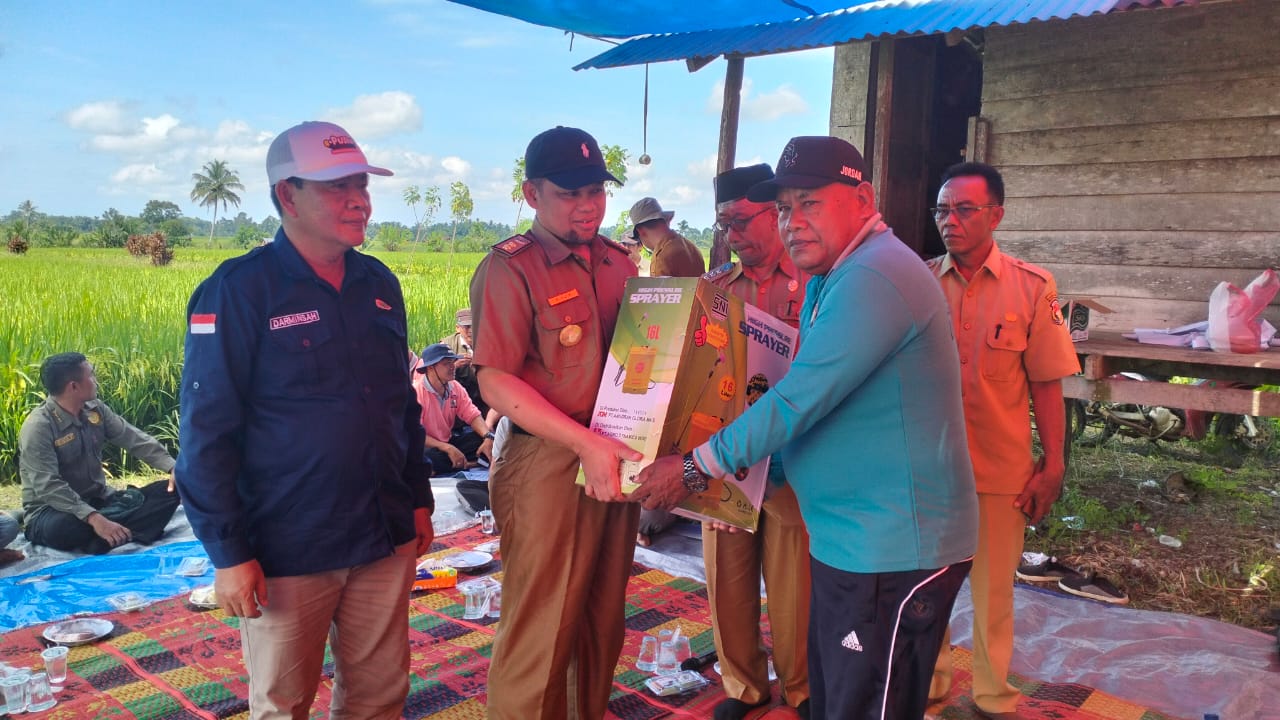 DTPHP Provinsi Bengkulu Gerebek Sawah Poktan Lubuk Tebat Kabupaten Mukomuko