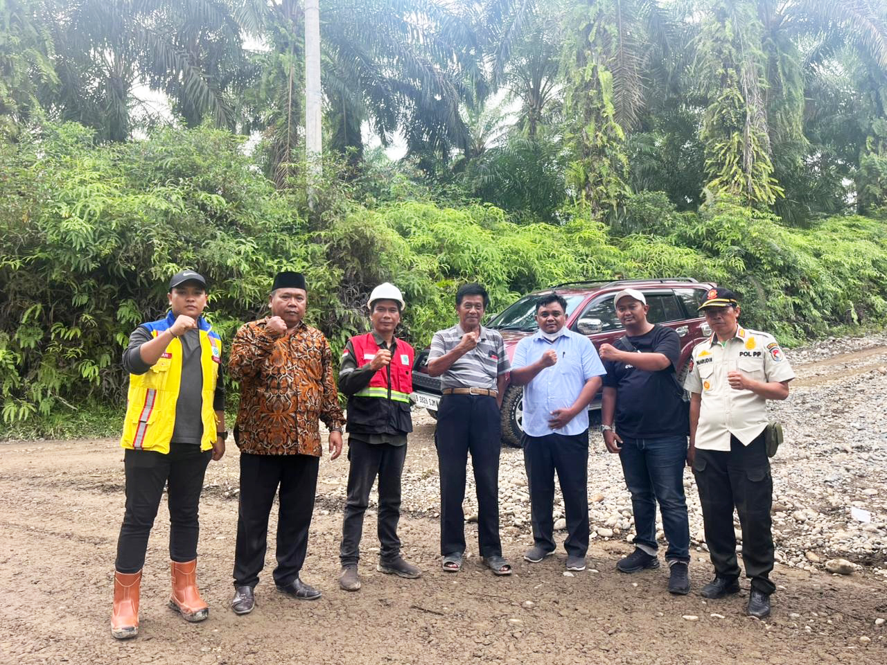 Optimalkan Pajak MBLB, BKD Mukomuko dan Satpol-PP Tinjau Tambang Galian C di Penarik