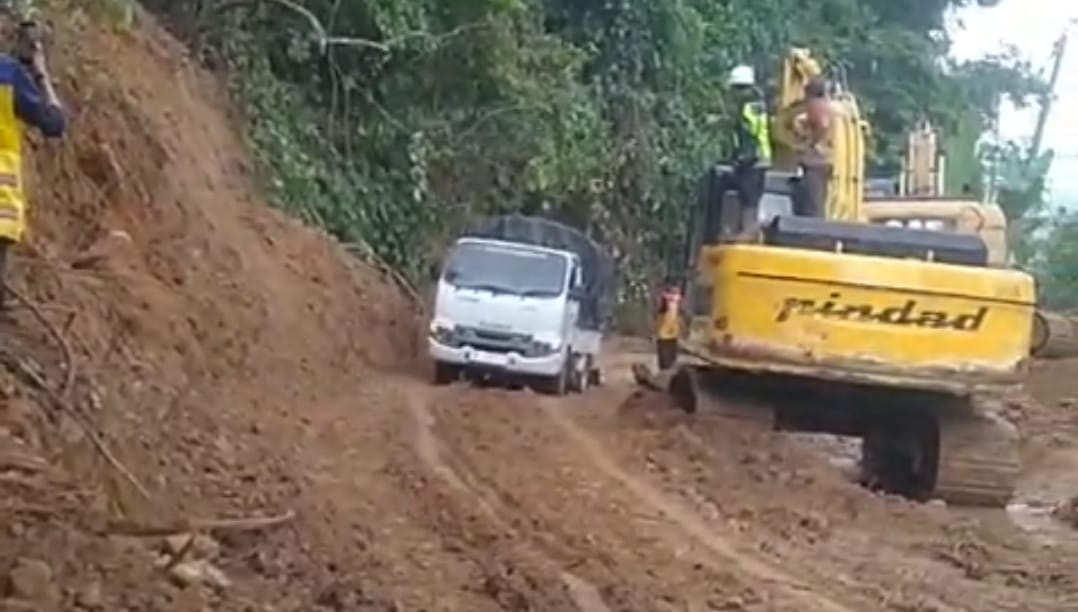 Jalan Lintas Bengkulu Selatan - Pagar Alam Sudah Bisa Dilewati, Tiga Hari Lumpuh Total