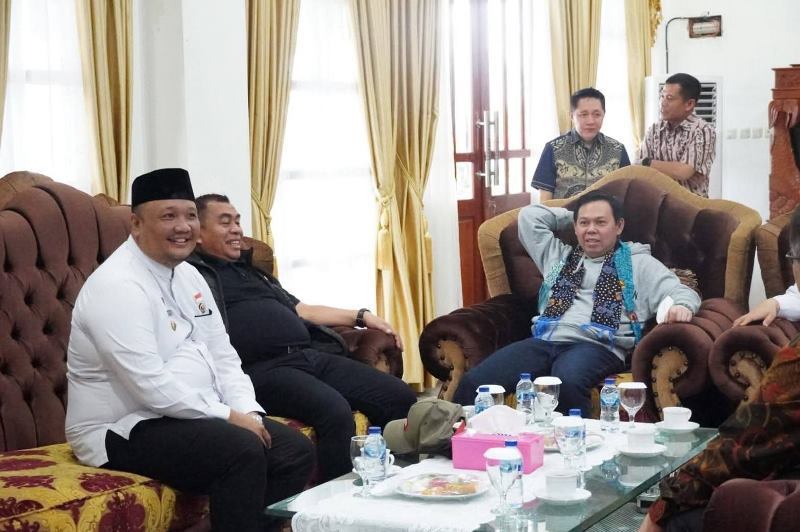 Ketua DPD RI Sultan B Najamuddin Disambut Wakil Walikota Bengkulu