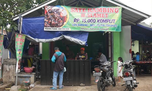 Cari Tempat Makan Sate Sekitar Demak? berikut ini 5 Rekomendasinya