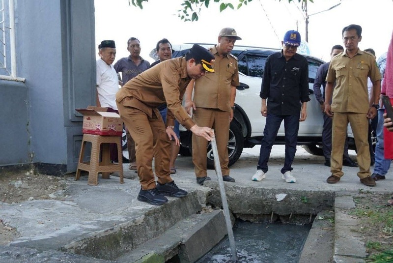 Gercep, Walikota Periksa Drainase yang Tersumbat