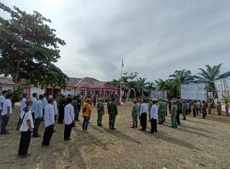 Sukseskan Pemilu,  Kapolsek Ketahun Beri Pembekalan kepada Linmas Kecamatan Pinang Raya