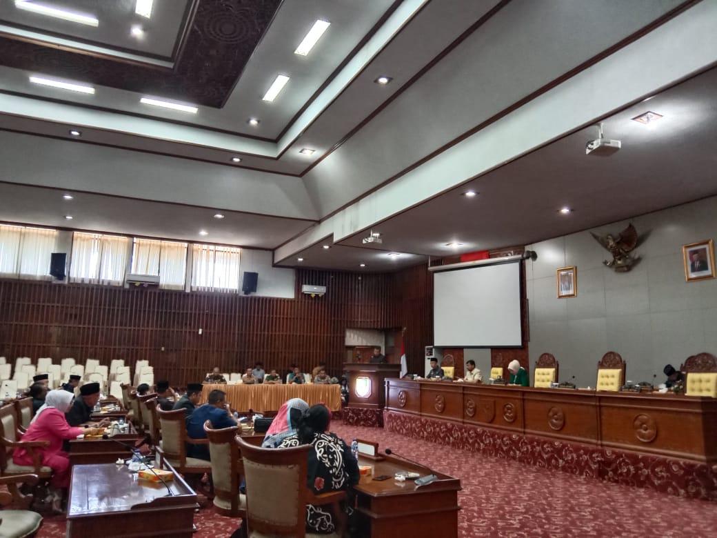 SK Pengangkatan 45 Anggota DPRD Provinsi Bengkulu Masih di Kemendagri, 2 Nama Dewan Terpilih Diganti