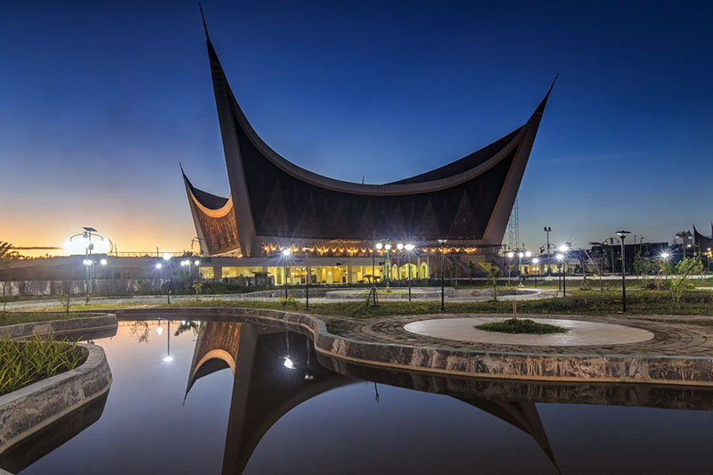 Masjid Terindah di Dunia Hanya 13 Jam dari Bengkulu,  Desainya Bikin Kita Kagum