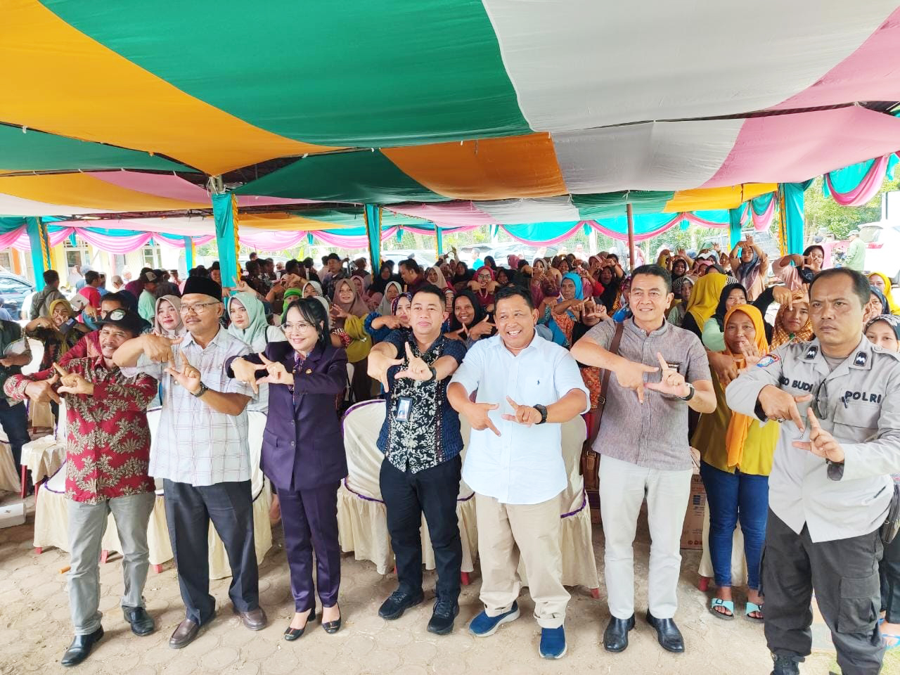 BI Bengkulu & Komisi XI DPR RI Bersinergi Gerakan Edukasi Publik QRIS & CBP Rupiah Sampai Ke Desa - Desa 