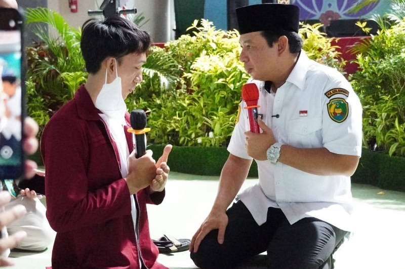 Hadiri PKKMB, Walikota Bengkulu Beri Motivasi  Kepada  Ribuan Mahasiswa UMB