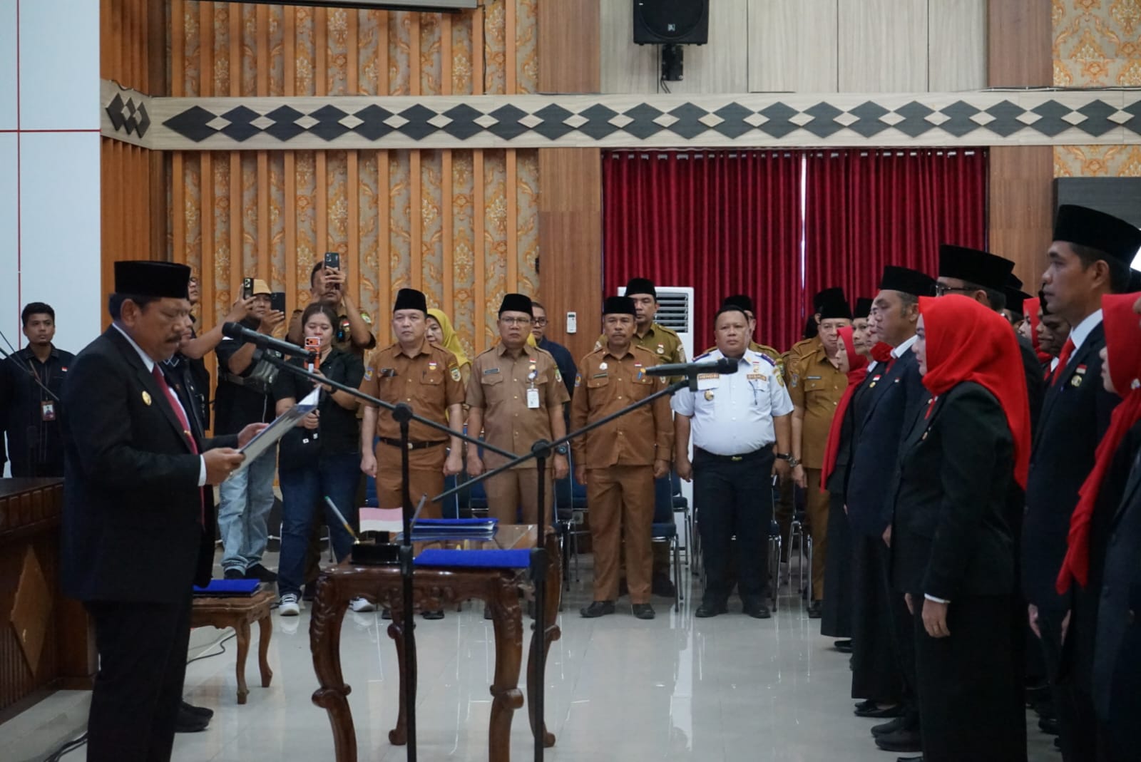 Wagub Mian Lantik 54 Pejabat Eselon III Pemprov Bengkulu