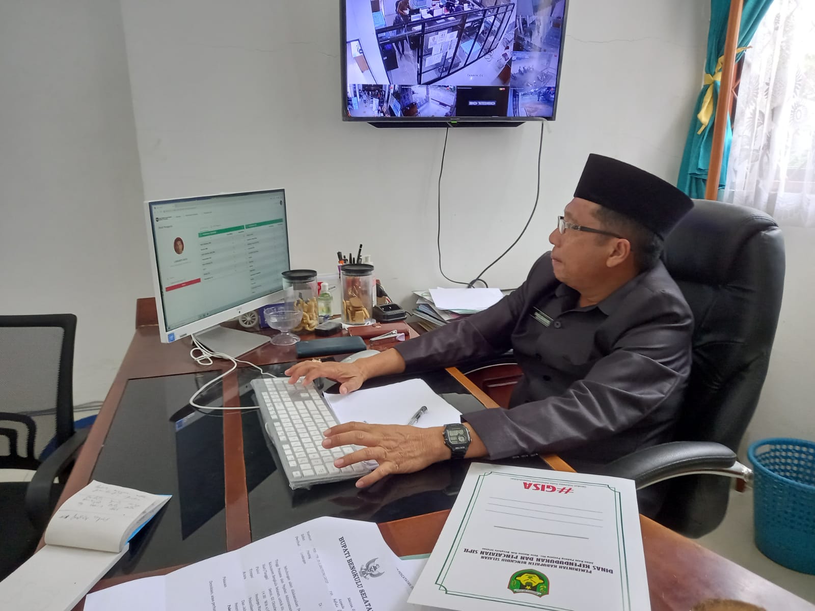 Sistem Tanda Tangan Elektronik Tidak Perlu Legalisir