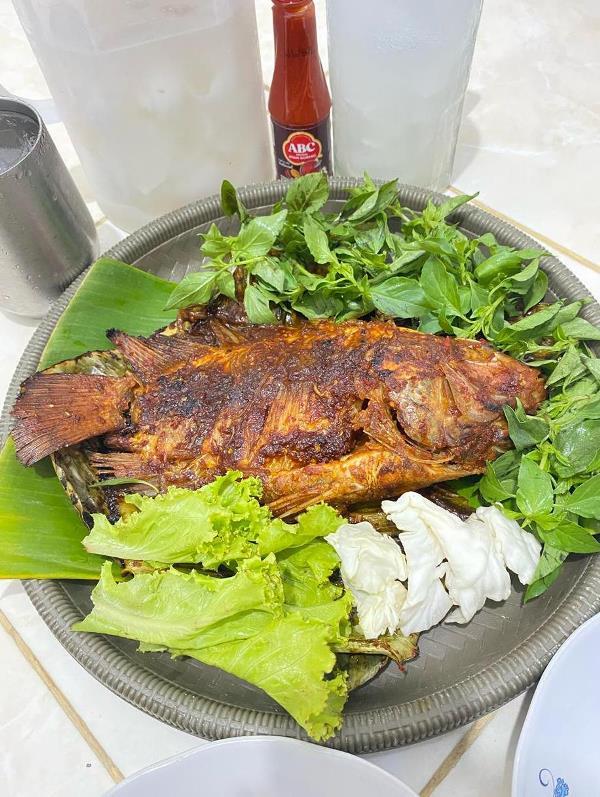 Sajian Gurame Bakar Hasil Kolam Sendiri: Menu Primadona Buka Puasa yang Bikin Kalap
