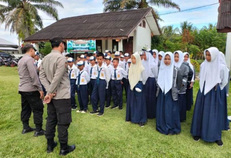 Terima Kasih, Polsek Maje Gelar Police Goes to School di SMP Negeri 33 Kaur