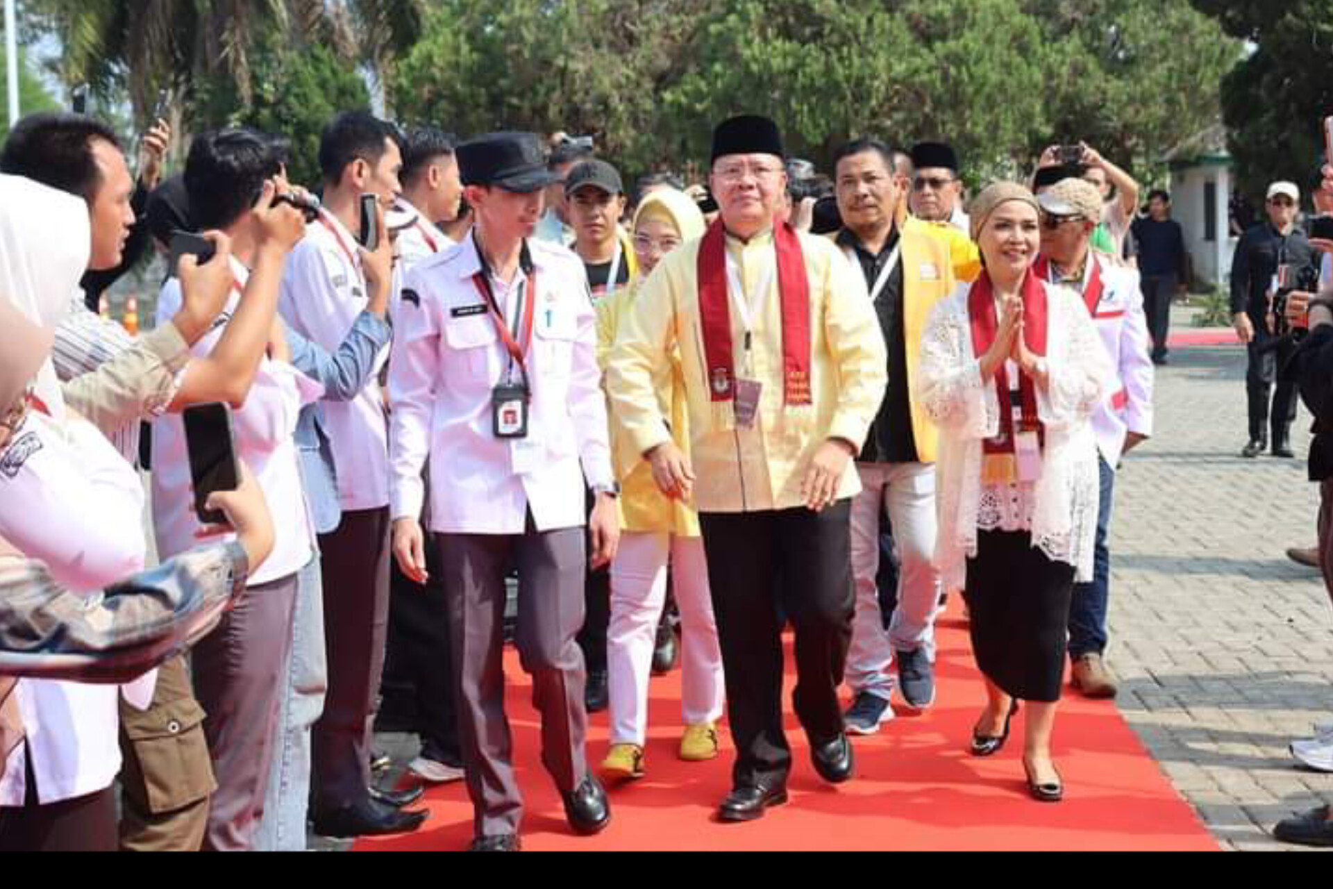 Rohidin-Meriani Bisa Membangun Provinsi Bengkulu Bukan dari Hutang yang Bebani APBD dan Pajak yang Mencekik 