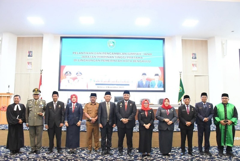 Wakil Walikota Bengkulu Lantik Tujuh  Pejabat Eselon II 