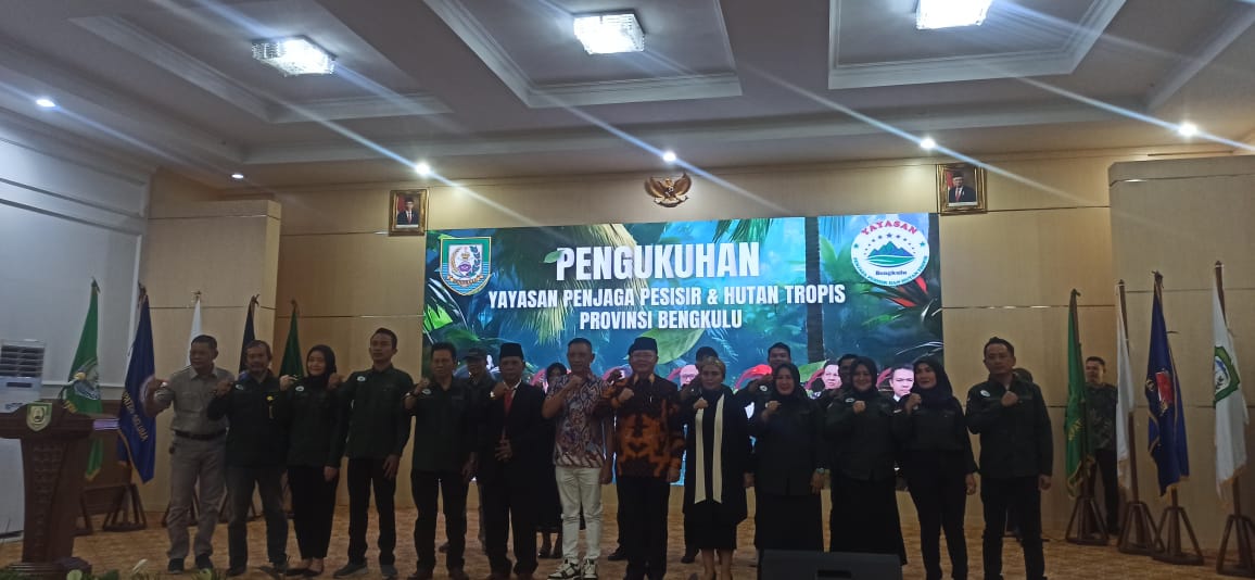 Pesisir dan Hutan Tropis di Provinsi Bengkulu Dijaga dan Dirawat Yayasan PPDHTB