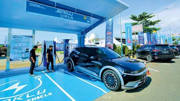 6 Tips Mudik yang Aman dan Nyaman dengan Mobil Listrik untuk Lebaran Bersama Keluarga 