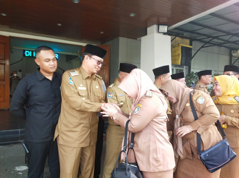 Bupati Kaur Minta Maaf Dalam Apel Perdana Pasca Libur Lebaran Idul Fitri 