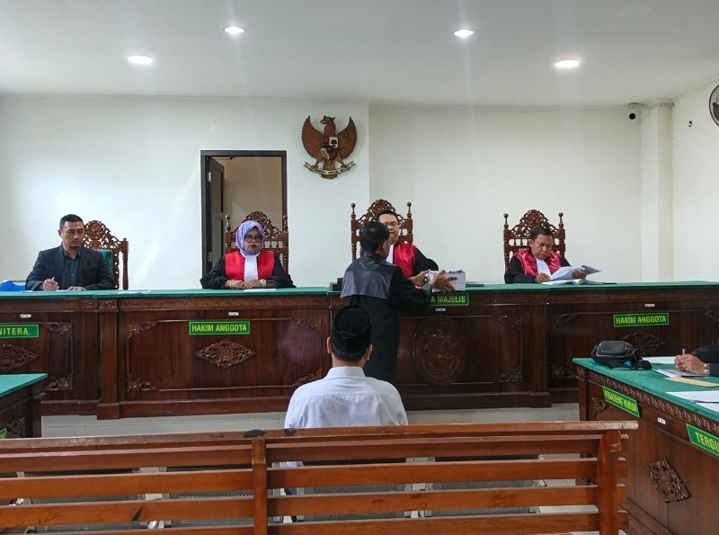 Jalani Sidang, Mantan Kepala KCP Bank Bengkulu  Didakwa Gelapkan Uang Rp 6,7 Miliar