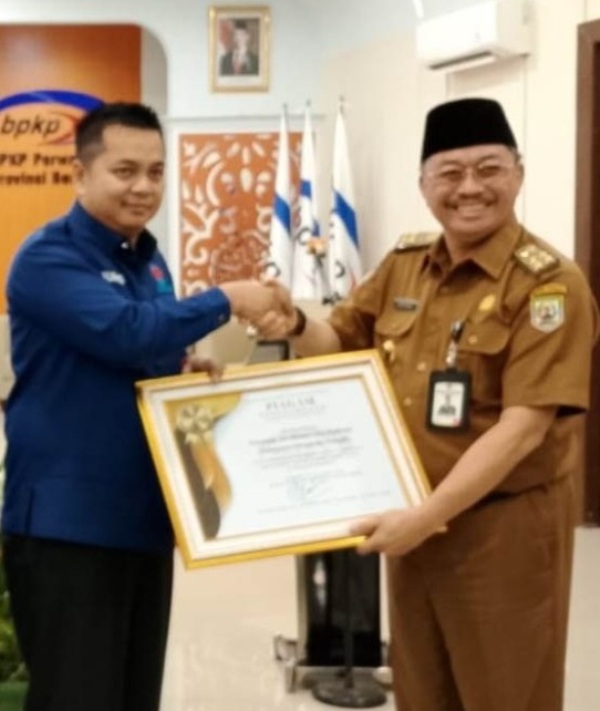 Pertama, PDAM Tirta Rafflesia Bengkulu Tengah Raih Penghargaan Evaluasi Terbaik 1