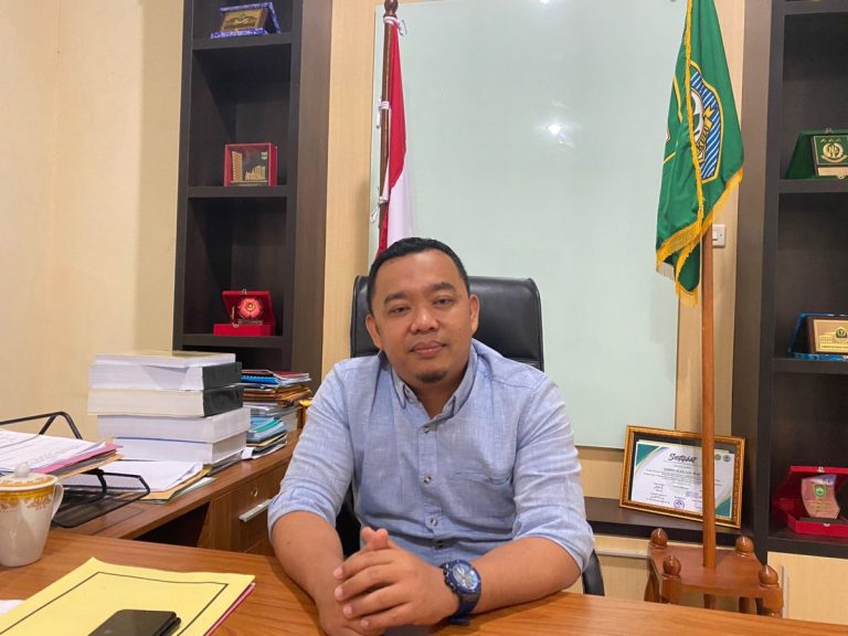 Dempo: Evaluasi Kepala Dinas Provinsi Bengkulu yang Tidak Bekerja Maksimal,Wujud Penandatanganan Kontrak Kerja
