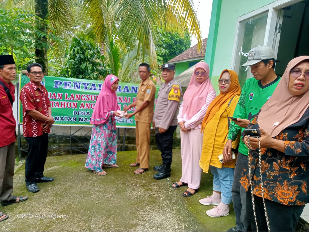 Pemdes Air Longgar Salurkan BLT DD Tahap III Kepada 10 orang Penerima Manfaat 
