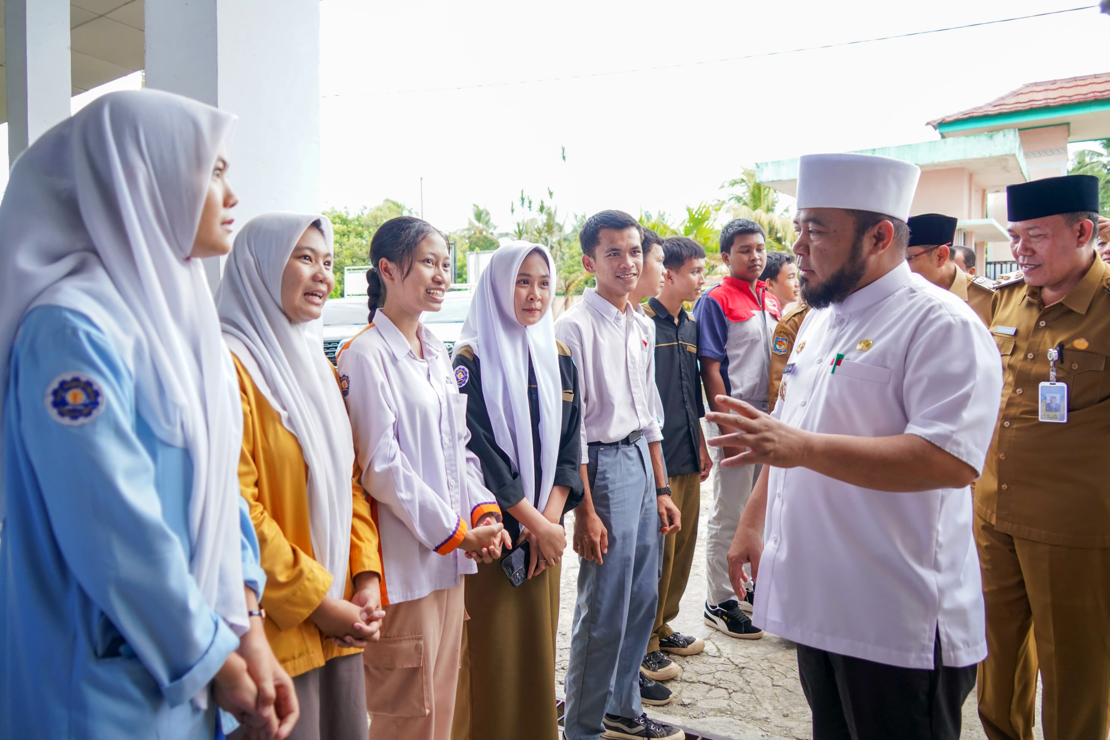 Pemprov Bengkulu Perjuangkan Nasib 500 Tenaga Honorer yang Terancam Tidak Dibayar