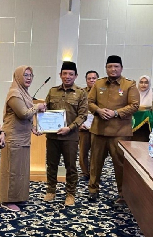 Pemkot Bengkulu Dapat  Penghargaan dari Ombudsman RI