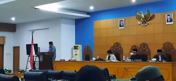 Ini Dia Jawaban Bupati Mian  Terhadap Pandangan Umum Fraksi di DPRD Bengkulu Utara