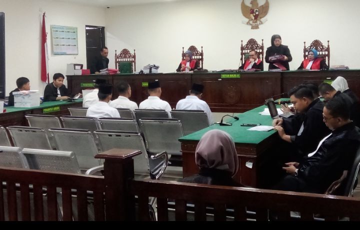 Pledoi, Pengacara Terdakwa Ferli Rivaldi Soroti Dugaan OTT Dikondisikan dan Minta Dibebaskan