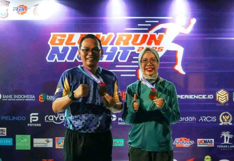 Generasi Muda Seluma Antusias,   Bupati Seluma Ikut Ramaikan Glow Run Night di Kota Bengkulu