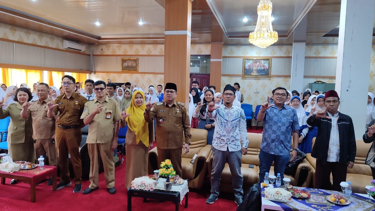 Dewan Juri Lomba Resensi Buku yang Digelar DPK Provinsi Bengkulu Bekerja Profesional